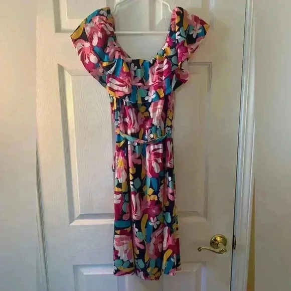 Woman’s Floral a.n.a Off the Shoulder Wrap Midi Length Dress Size Small - Picture 5 of 5